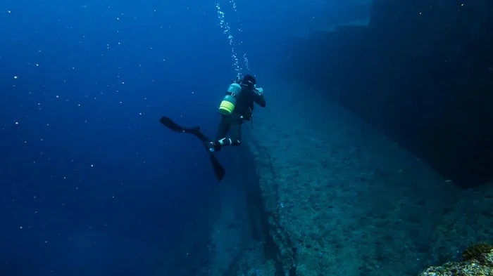Тайна загадочной структуры у берегов Японии разгадана: пирамиды и ступени создали не люди (видео)