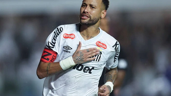 Неймар любит покушать: его повариха не вытерпела и пожаловалась в суд