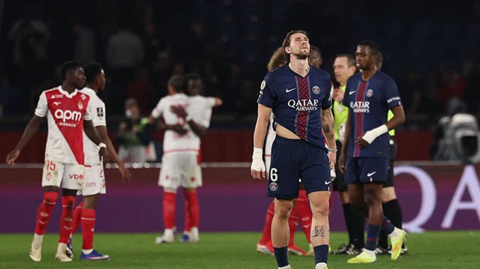 ПСЖ с Забарным сенсационно проиграл Монако