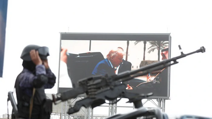 Трамп: США увеличат производство оружия