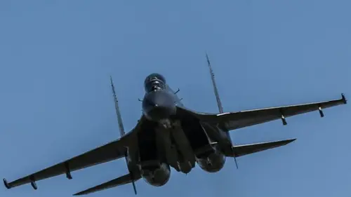 Китай возобновил активность авиации возле Тайваня после перерыва, — Reuters