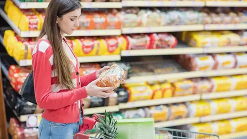 Продукты, бензин и связь: что подорожало для украинцев, а на чем можно...