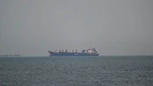 Поставки нефти через Ормузский пролив упали на 97%