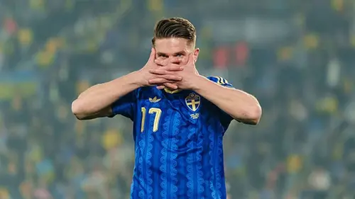 Дьекереш трижды забил Украине и стал рекордсменом