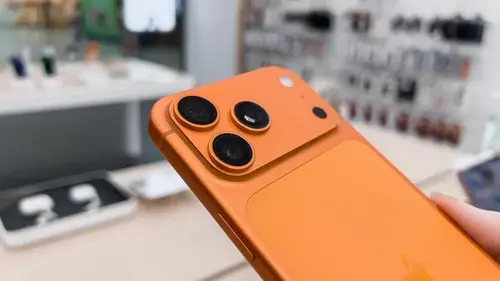 Названы десять самых продаваемых смартфонов в мире: на первом месте ожидаем...