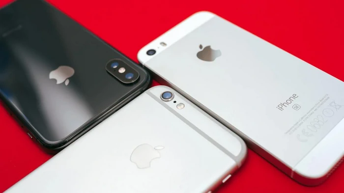 Эксперты назвали модели iPhone, которые ни в коем случае нельзя покупа...