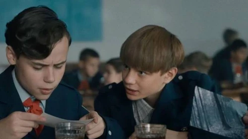 Самый ожидаемый сериал этого года: про что он и где смотреть