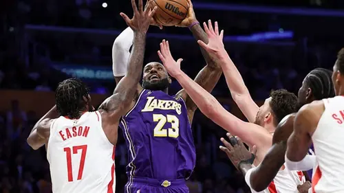 НБА: Хьюстон во второй раз одолел Лейкерс