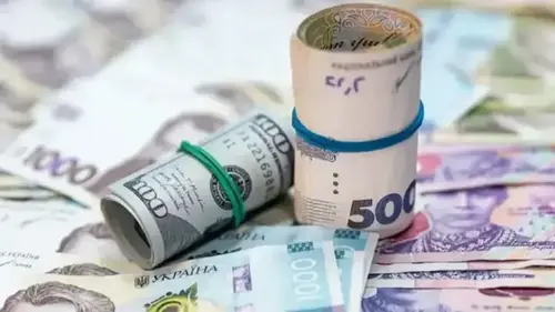 Продолжить ли доллар бить рекорды: свежий прогноз аналитика