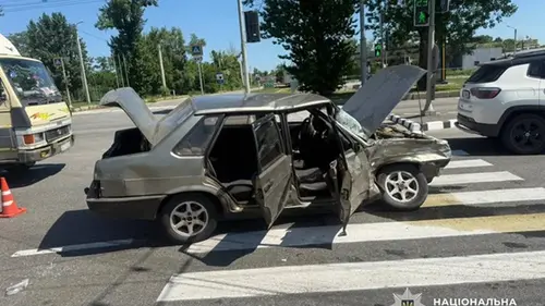 В ДТП в Харькове пострадали шесть человек, среди них трое детей