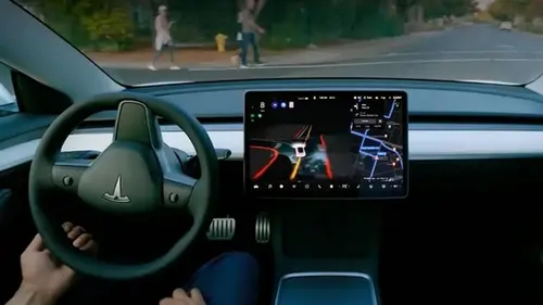Швеция призвала ЕС не одобрять автопилот Tesla FSD