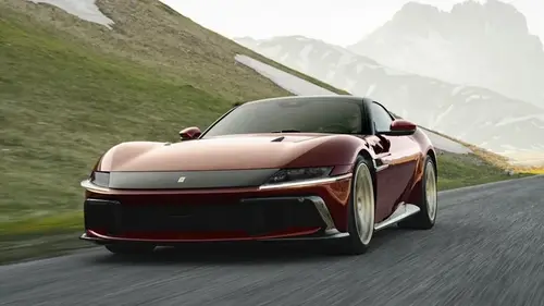 Механика или автомат: новый суперкар Ferrari получил инновационную кор...