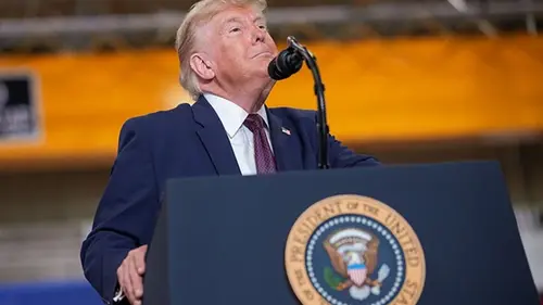 Трамп намерен установить мировой рекорд по запуску фейерверков