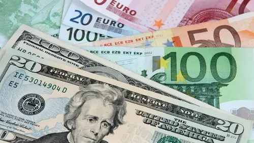 Стоит ли ожидать скачка курса доллара в Украине: прогноз банкира до 26 июля