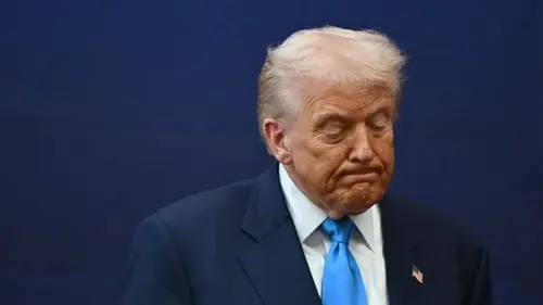Рейтинг Трампа опустился до самого низкого уровня за все время его президентства