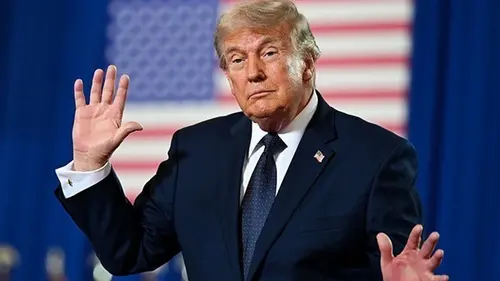 Рейтинг Трампа упал до исторического минимума