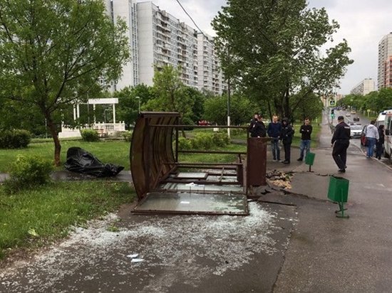 Мощный ураган в Москве: число пострадавших превысило 130 человек