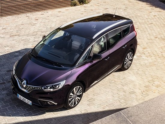 Компания Renault представила роскошные версии Scenic и Grand Scenic (фото)