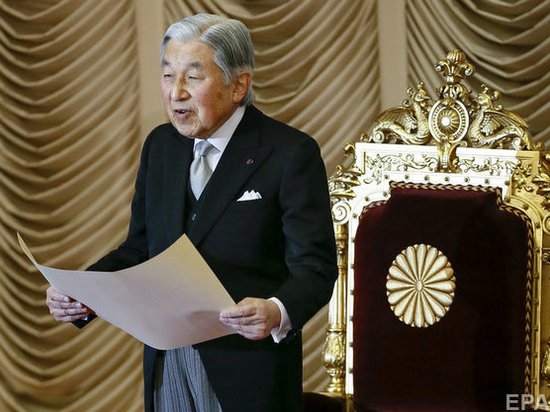 Впервые за 200 лет в Японии императору разрешили отречься от престола