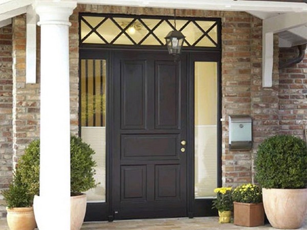 Современный дизайн входной двери — неотъемлемый элемент экстерьера