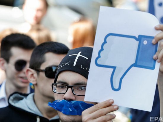 Петр Порошенко отказался поддержать петицию о разблокировке соцсети ВКонтакте