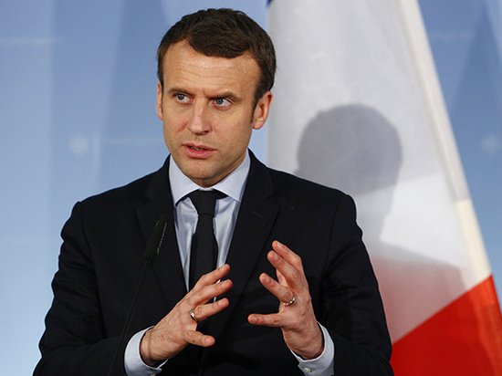 Эммануэль Макрон планирует сократить парламент Франции на треть