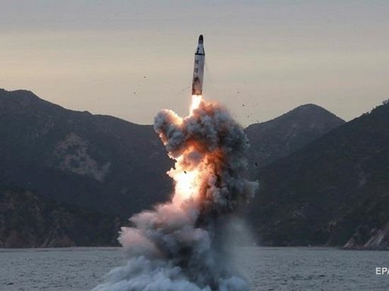 Северная Корея запустила очередную баллистическую ракету