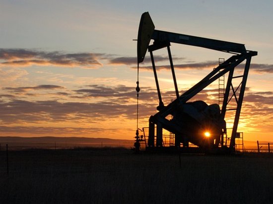 Цены на нефть Brent упали до $47,5 за баррель