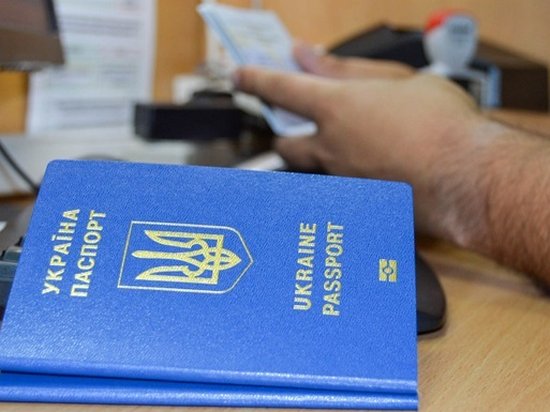 За 1 месяц по безвизовому режиму уехали 95 тысяч украинцев