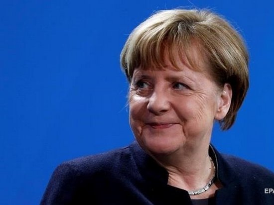 Ангела Меркель пообещала управлять правительством до 2021 года