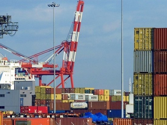 Украина на четверть увеличила экспорт товаров