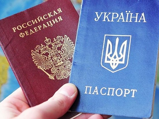 Украинское гражданство за последние полгода получили 55 россиян