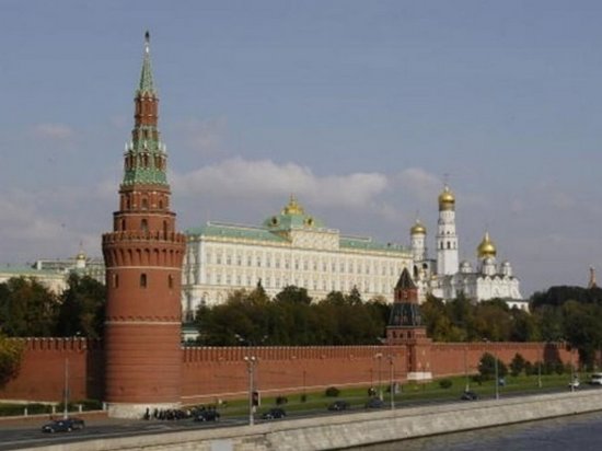 Кремль не будет отвечать на новые санкции США — Песков