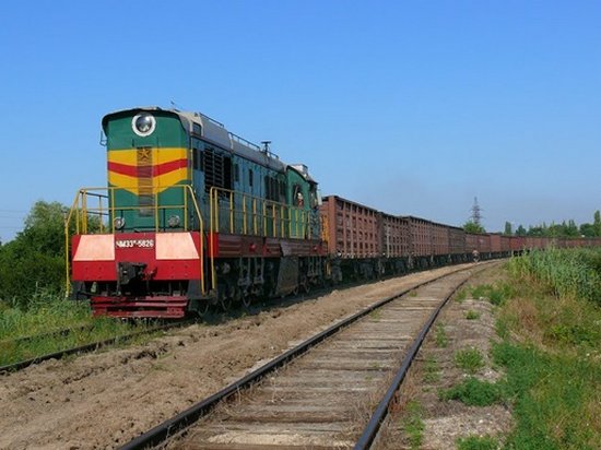 В РФ построили и запустили железную дорогу в обход Украины