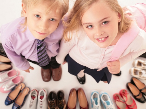 Особливості вибору дитячого взуття