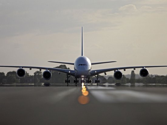Почти все самолеты украинских авиакомпаний взяты в аренду
