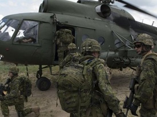 Канада отзывает своих военных из Польши
