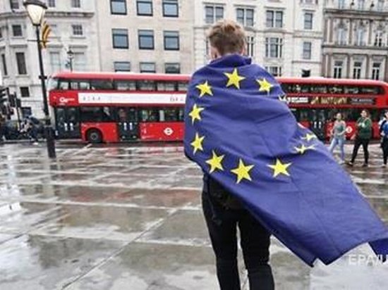 Лондон снизит число мигрантов из ЕС — The Guardian