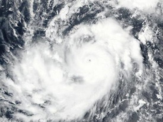 К побережью США движется новый мощный ураган