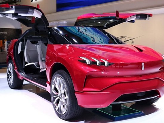 Китайцы представили «конкурента» Tesla Model X