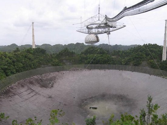 Ураган Мария сломал один из крупнейших телескопов