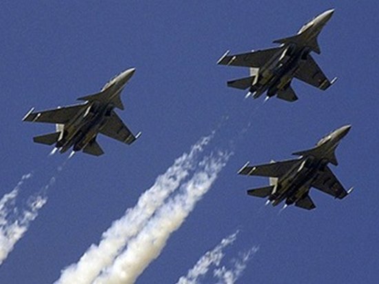 США закроют небо для военных самолетов РФ