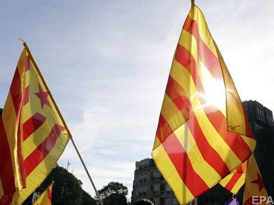 Каталония призвала ЕС вмешаться в конфликт с властью Испании