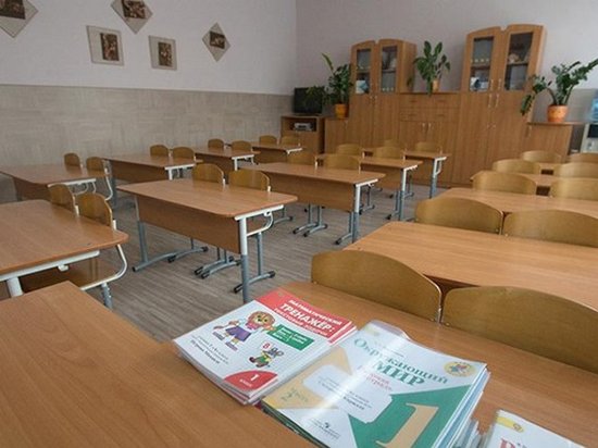 Российская учительница написала «дурак» на лбу школьника