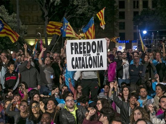 Власти Каталонии: За независимость от Испании проголосовали 90% участников референдума