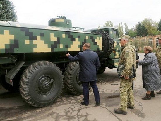 Украинские военные получили модернизированные авто (фото)
