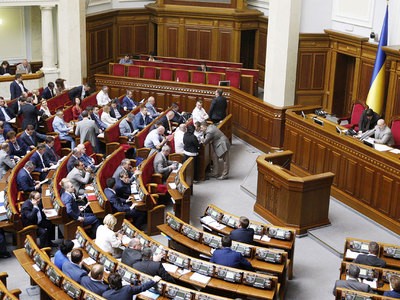 Коалиция в Украине трещит по швам — Олейник