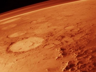 Ученые обнаружили на Марсе гигантский непонятный объект (видео)