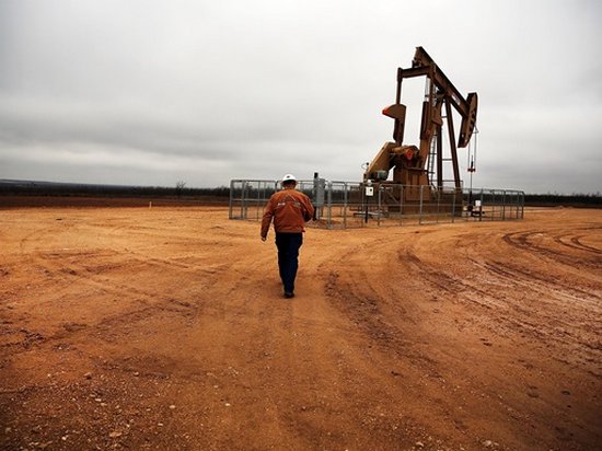 Всемирный банк ухудшил прогноз цен на нефть
