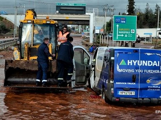 Наводнение в Греции: число погибших возросло до 20